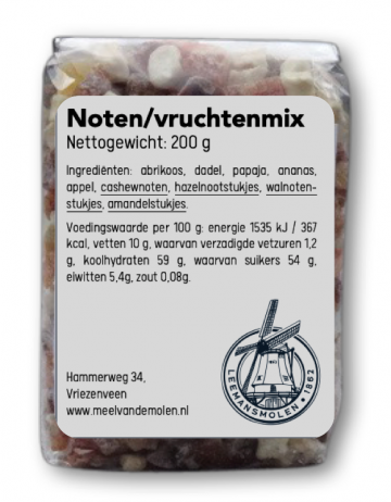 Noten vruchten   meel van de molen